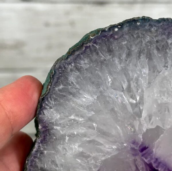 Amethyst kristal slice op standaard