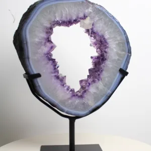 Amethist portaal op standaard