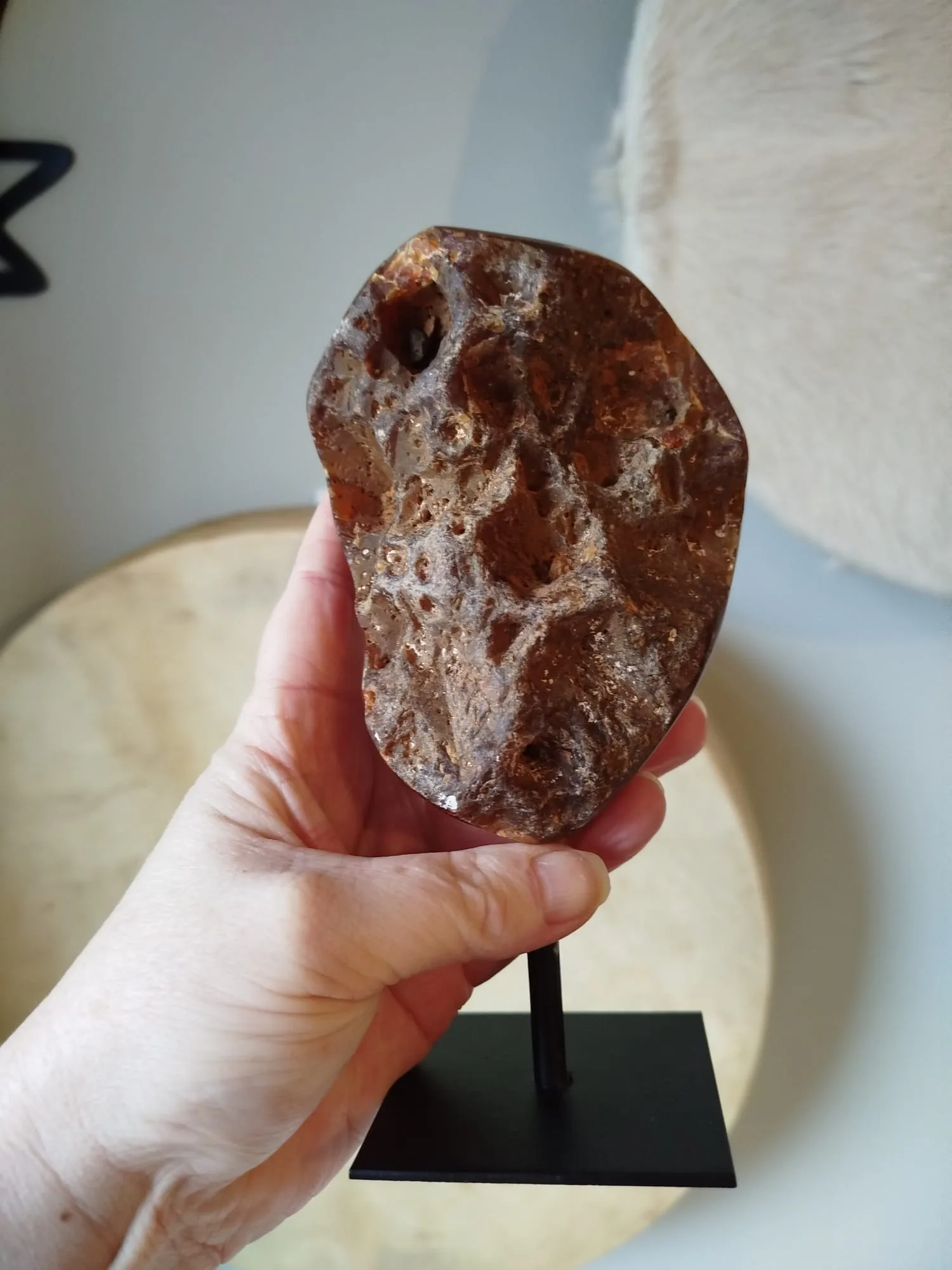 rotsagaat op standaard